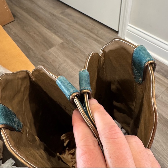Ariat Casanova Western Leather Cowboy Boots in Blue - Picture 13 of 16